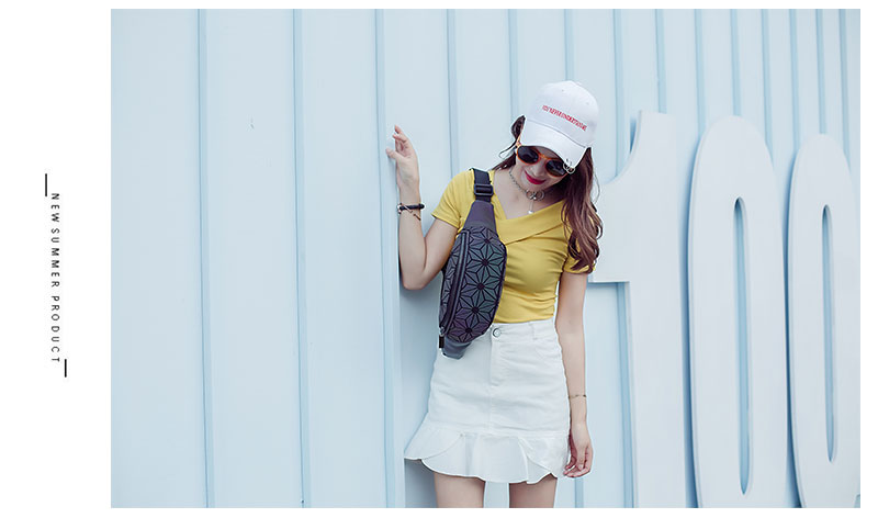 Luminous Traveling Bum Bag